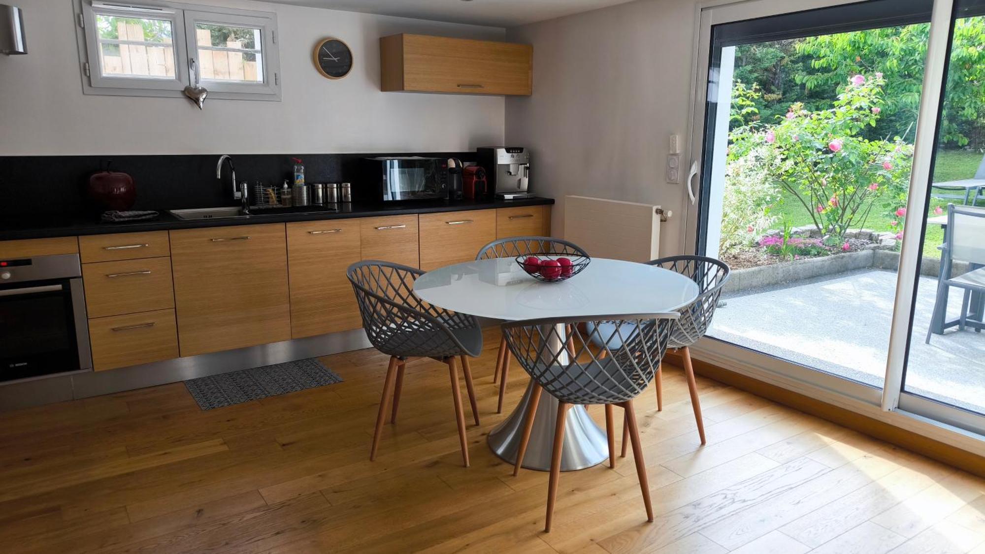 Tres Bel Appartement Avec Vue Sur Les Montagnes Saint Ismier Bagian luar foto